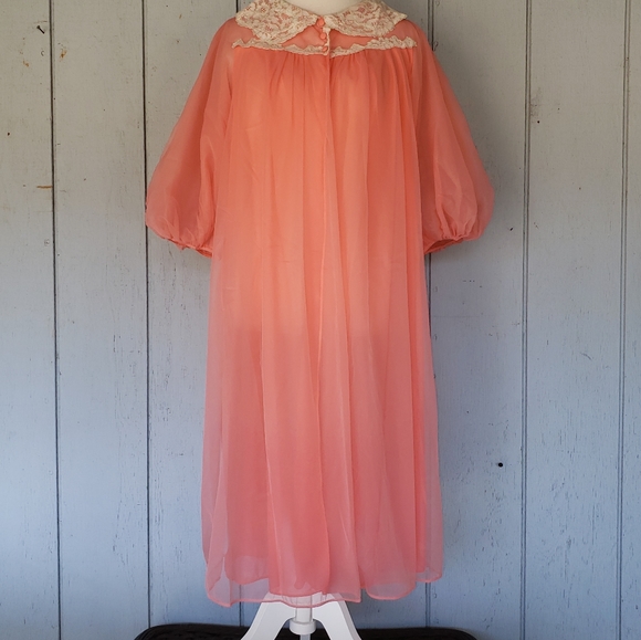 Vintage Chiffon Peignoir/ Robe (Gossard Artemis) - Picture 14 of 14